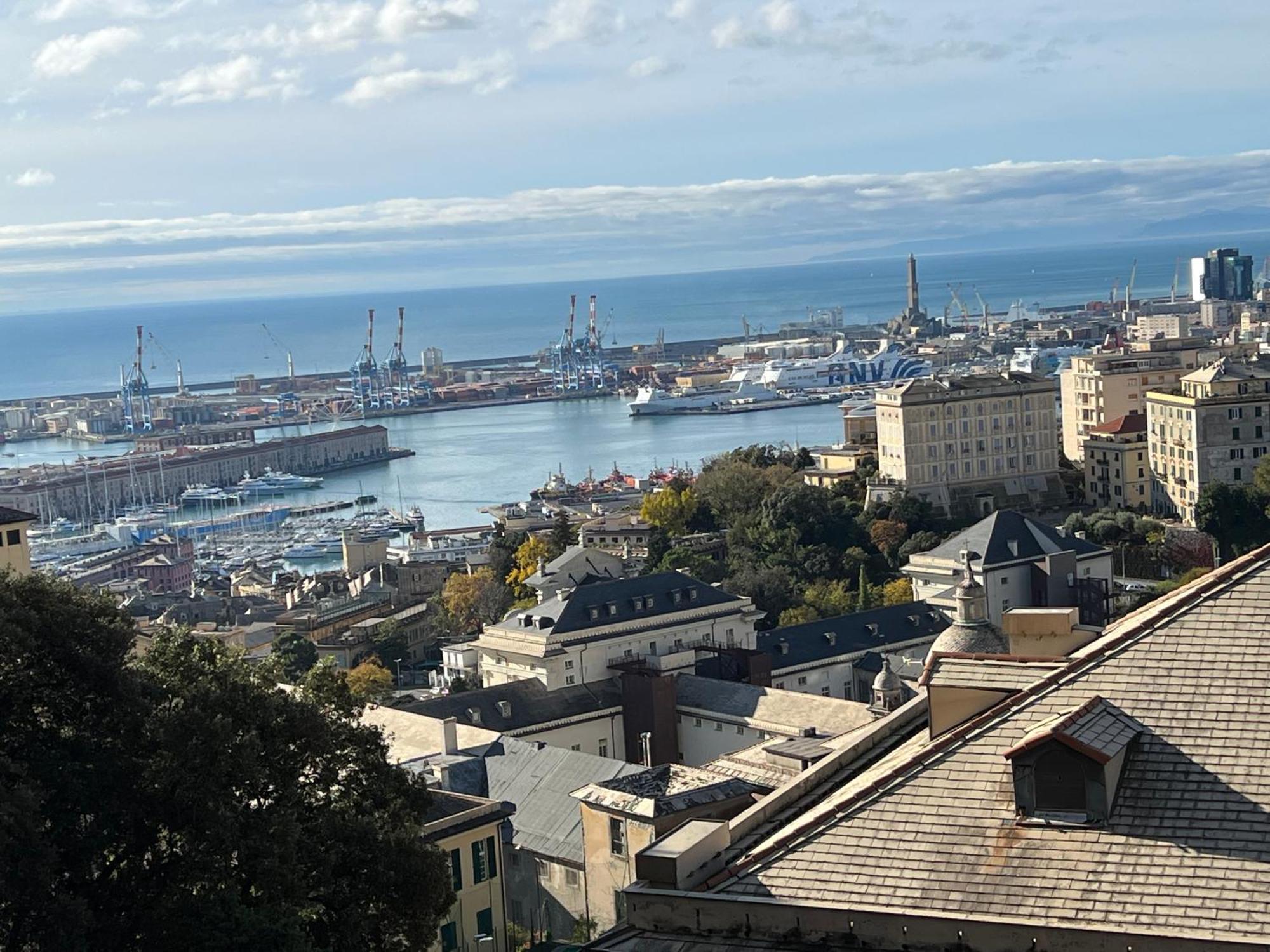 Perdianahouse Waterfront Lägenhet Genua Exteriör bild